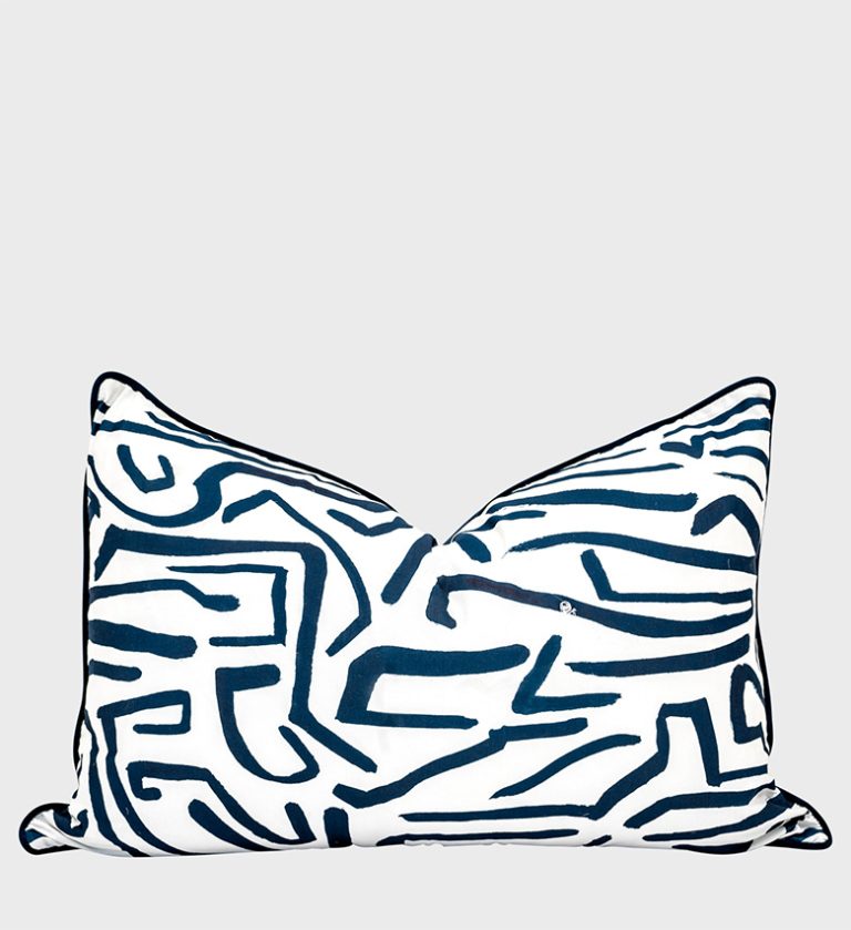 JVB_0065_Oversized-Melodic-Japaness-ink