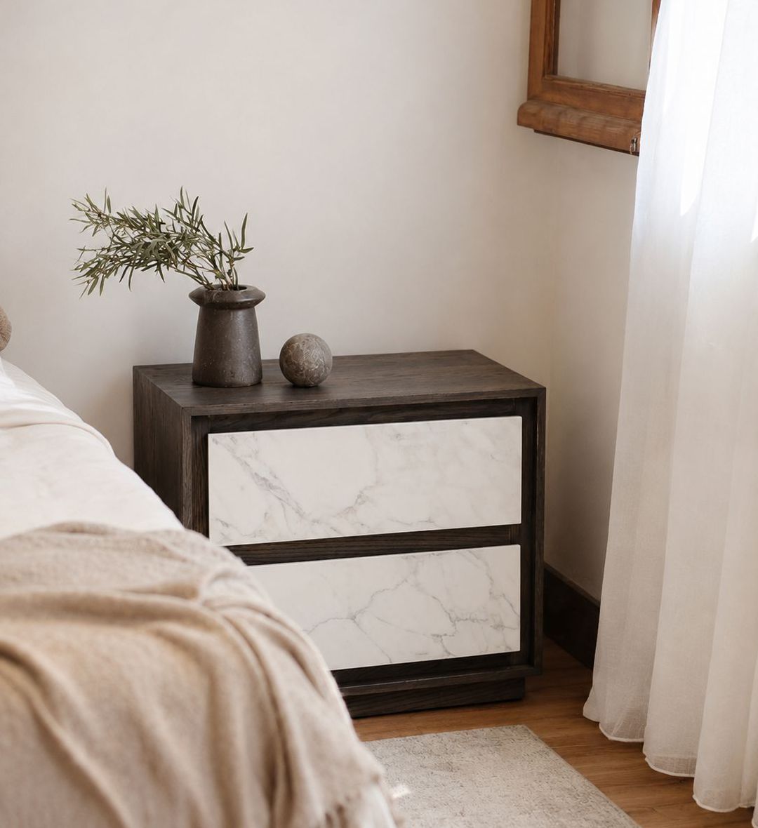 JVB_Single Product_Bella Pedestal_c